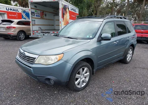 2010 Subaru Forester 2.5X Premium z USA, uszkodzony, nr VIN JF2SH6CC4AH708668